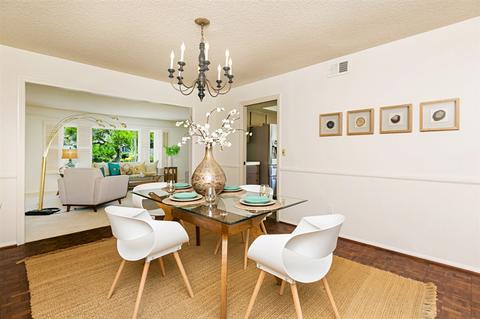 8552 Nottingham Pl, La Jolla, CA 92037 photo 5