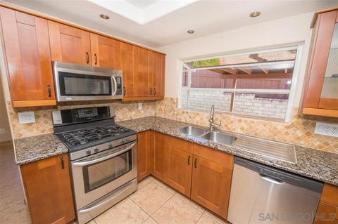 2073 Wind River Rd, El Cajon, CA 92019 photo 11