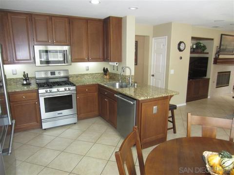 3981 Aliento Way, Oceanside, CA 92057 photo 5