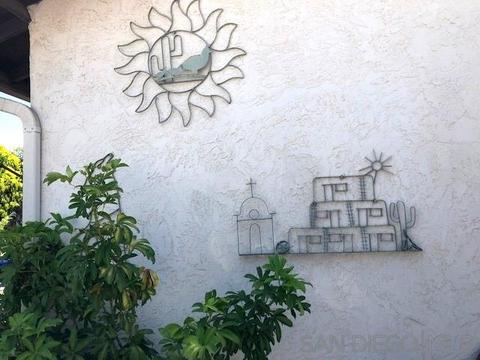 1363 Panorama Ridge Rd, Oceanside, CA 92056 photo 2