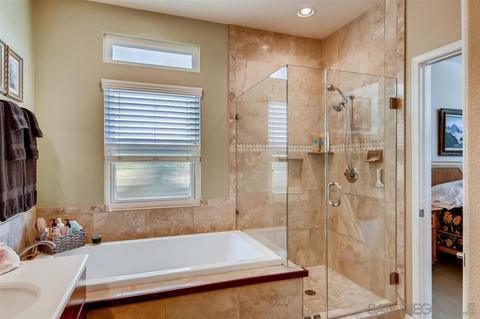 2354 Fallbrook Pl, Escondido, CA 92027 photo 19