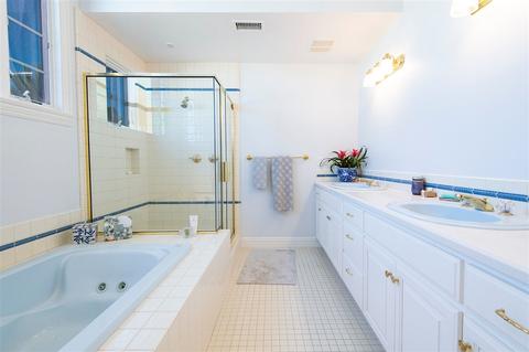 976 Santa Estella, Solana Beach, CA 92075 photo 23