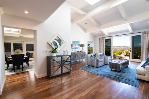 976 Santa Estella, Solana Beach, CA 92075 photo 4