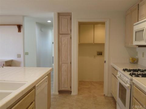 5049 Caesena Way, Oceanside, CA 92056 photo 10