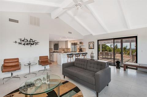 949 Riverview Dr, Fallbrook, CA 92028 photo 6