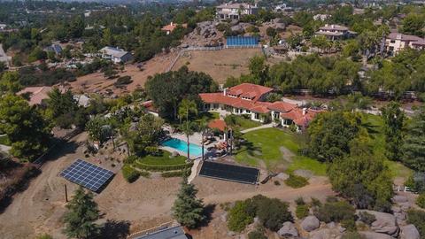 2037 Via Trueno, Alpine, CA 91901 photo 3