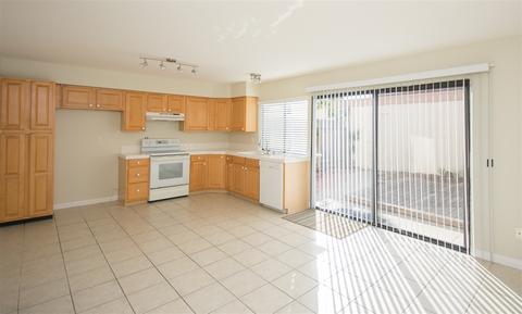 2709 Via Roberto, Carlsbad, CA 92010 photo 3