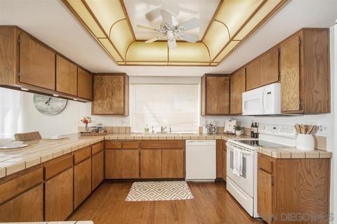 109 Via Tapia, Spring Valley, CA 91977 photo 12