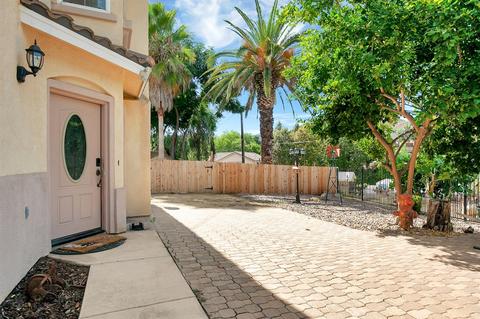 700 Silverbrook Dr, El Cajon, CA 92019 photo 3
