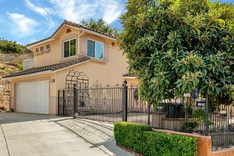 700 Silverbrook Dr, El Cajon, CA 92019 photo 2
