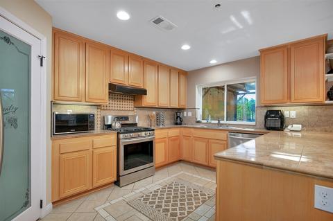 700 Silverbrook Dr, El Cajon, CA 92019 photo 9