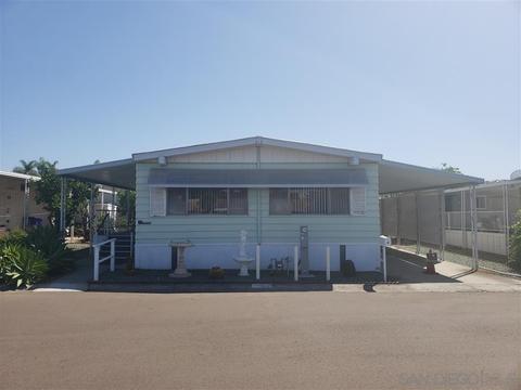 1010 E Bobier Dr #8, Vista, CA 92084 photo 2
