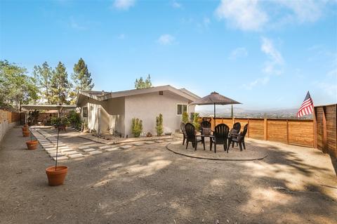 1365 Hardin Dr, El Cajon, CA 92020 photo 20