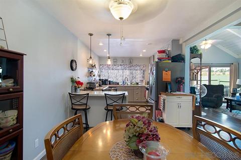 2036 Terracina, Spring Valley, CA 91977 photo 8
