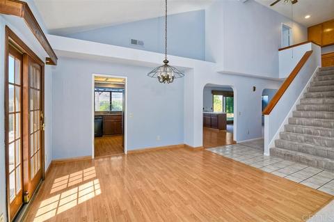 1040 Amethyst Way, Escondido, CA 92029 photo 7