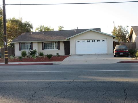 1318 E Washington Ave, Escondido, CA 92027 photo 1