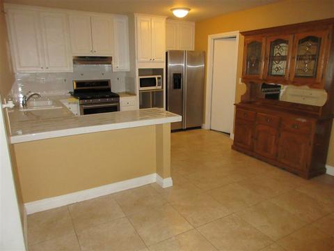 1318 E Washington Ave, Escondido, CA 92027 photo 6