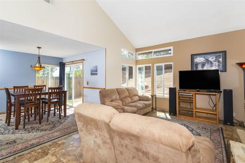 1847 Normandy Gln, Escondido, CA 92027 photo 3