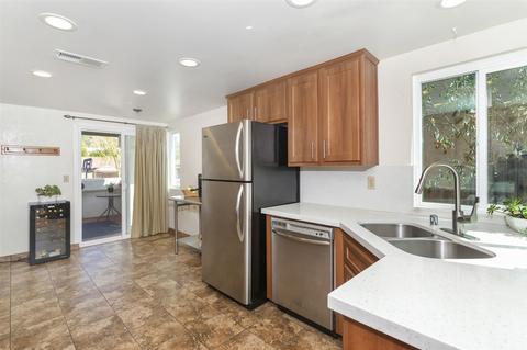 1847 Normandy Gln, Escondido, CA 92027 photo 10