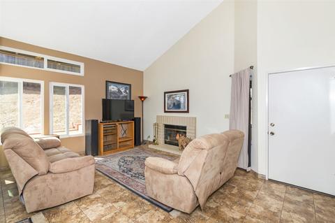1847 Normandy Gln, Escondido, CA 92027 photo 4