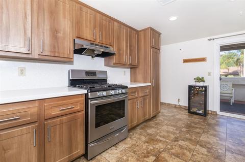 1847 Normandy Gln, Escondido, CA 92027 photo 8