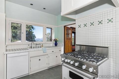 8069 Vista Dr, La Mesa, CA 91941 photo 11