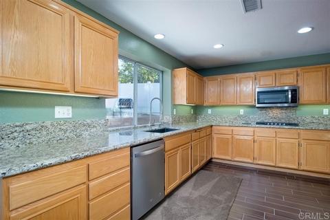 400 Lexington Cir, Oceanside, CA 92057 photo 7