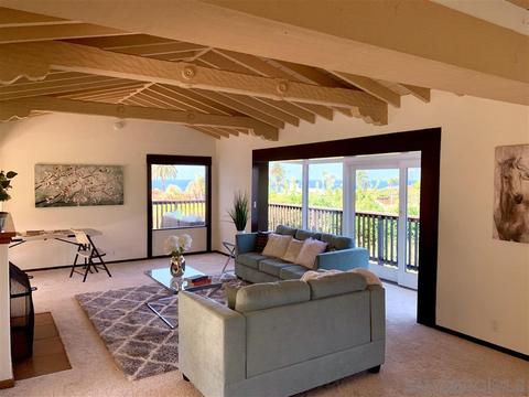 7964 Roseland Dr, La Jolla, CA 92037 photo 10