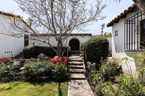 7964 Roseland Dr, La Jolla, CA 92037 photo 13