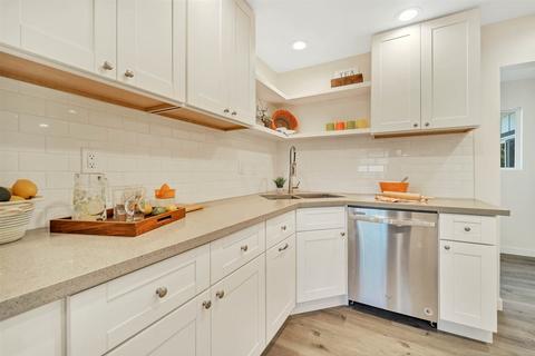 952 Olive Ave, Vista, CA 92083 photo 6