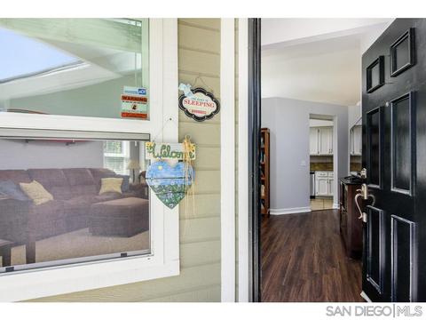 5262 Wohlford St, Oceanside, CA 92056 photo 3