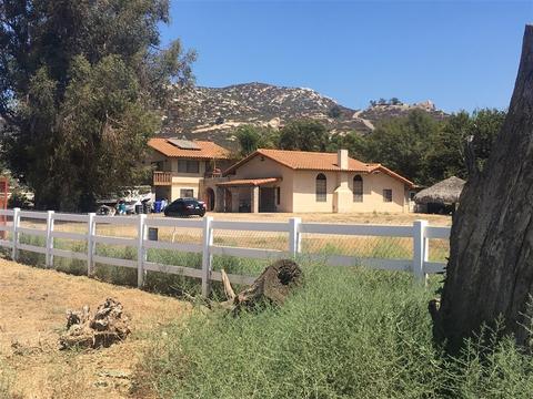 2015 Orange Ave, Ramona, CA 92065 photo 1