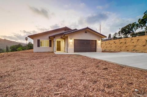 3115 Pine Ln, Spring Valley, CA 91978 photo 2