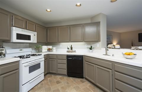 1201 Sunbright Dr, Oceanside, CA 92056 photo 9