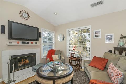 249 Brookview Ct, Santee, CA 92071 photo 4