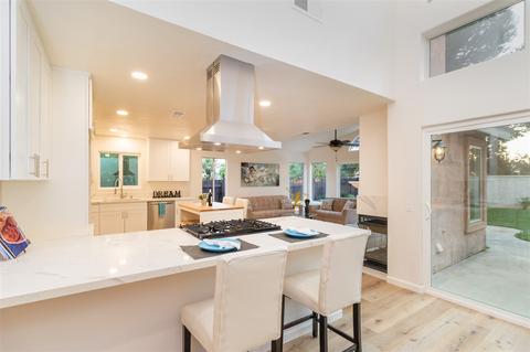 1704 Corte Viejo, Oceanside, CA 92056 photo 5