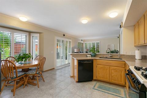 1156 Symphony Pl, Escondido, CA 92029 photo 8