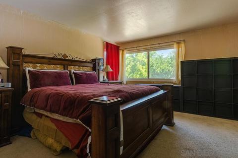 725 E J St, Chula Vista, CA 91910 photo 16