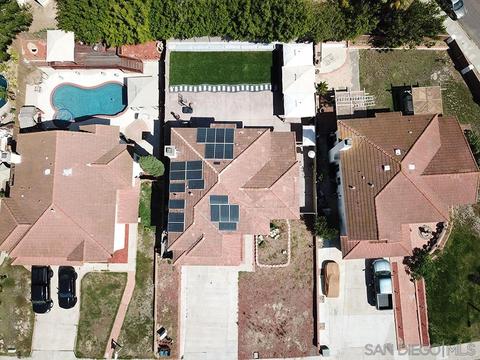 725 E J St, Chula Vista, CA 91910 photo 3