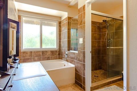 725 E J St, Chula Vista, CA 91910 photo 17