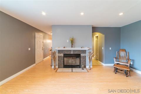 970 N Mollison Ave, El Cajon, CA 92021 photo 5