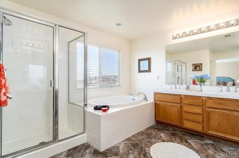 10075 Challenger Cir, Spring Valley, CA 91978 photo 15