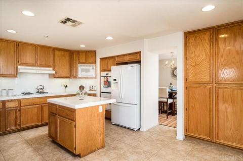 10075 Challenger Cir, Spring Valley, CA 91978 photo 10