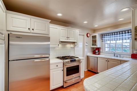 4372 Avon Dr, La Mesa, CA 91941 photo 5
