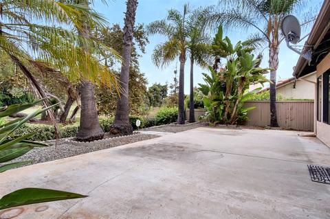 4306 Los Padres Dr, Fallbrook, CA 92028 photo 5