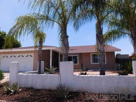 729 Highland St, Escondido, CA 92027 photo 2