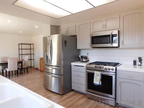 729 Highland St, Escondido, CA 92027 photo 5