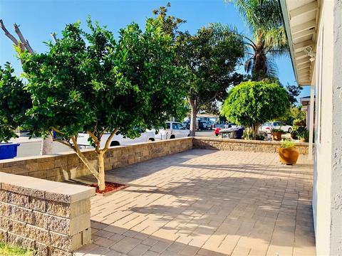 124 Francesca Dr, Oceanside, CA 92057 photo 4