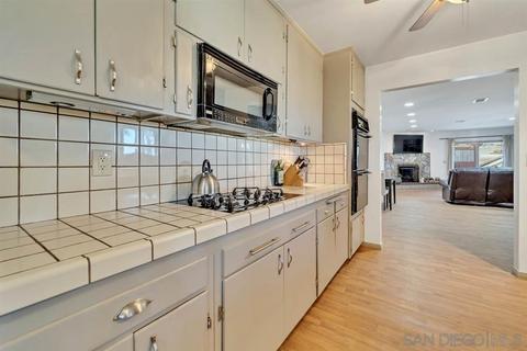 9111 Hillman Way, Lakeside, CA 92040 photo 5