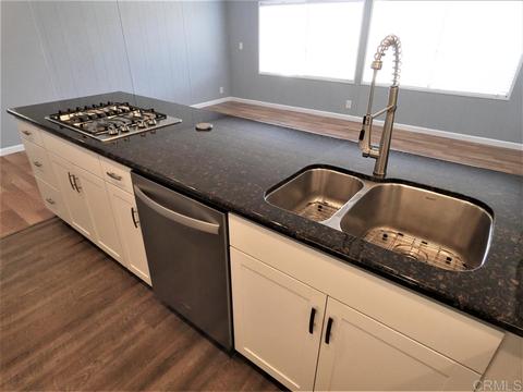 1010 E Bobier Dr #192, Vista, CA 92084 photo 4